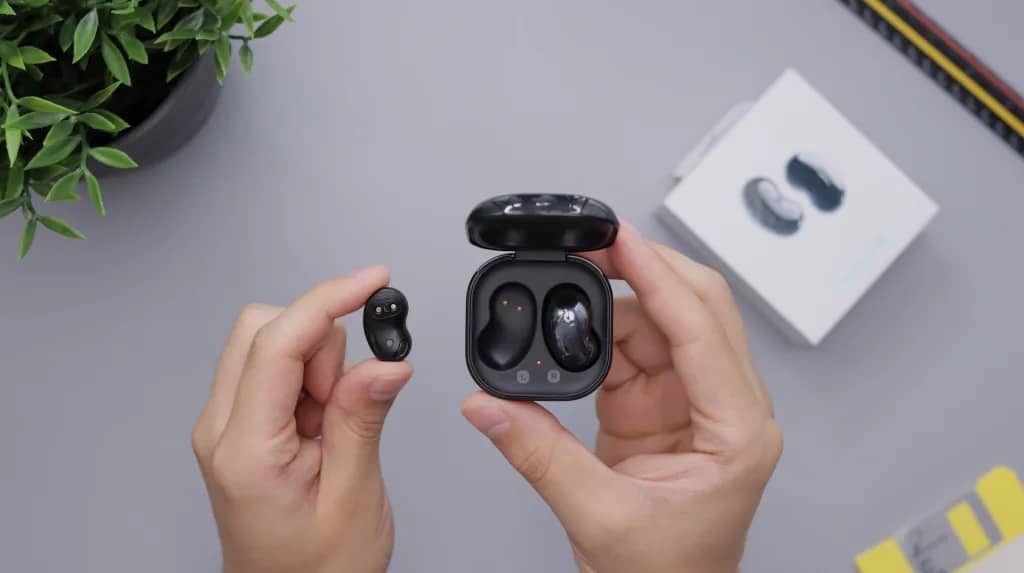 Hand-On One of The Best Wireless Earbuds Under $100